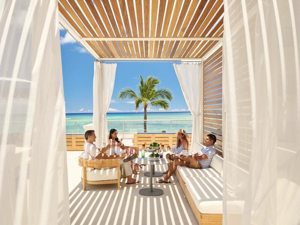 Stylish Vibes + Daily Club Access